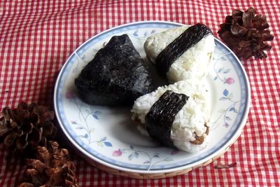 Resep Onigiri Isi Chicken Teriyaki, Praktis dan Enak Cocok Buat Bekal ke Sekolah