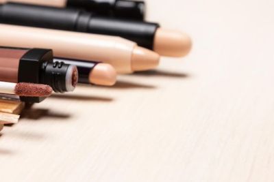5 Rekomendasi Produk Contour dan Highlight 2 In 1 Murah, Praktis, Simpel!