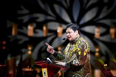 BBM Naik, Airlangga Hartanto Beri Kode Jempol: Masih Dikaji