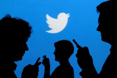 Gak Mau Ketinggalan Tren, Twitter Kini Tambahkan Fitur Podcast di Menu Spaces