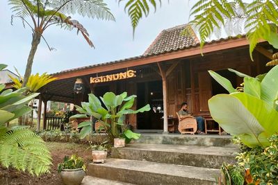 Seakan Masuk Mesin Waktu, Kafe Ini Ajak Pengunjung Kembali ke Masa Lalu