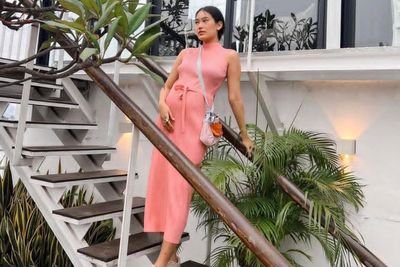 Warna OOTD Favorit Alika Islamadina kalau Lagi Buru-buru, Bisa Disontek Nih Bestie