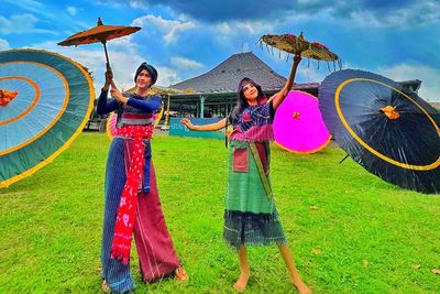 Gokil! Hanya Ada di Solo, Festival Payung Pesertanya dari Thailand, India, dan Spanyol