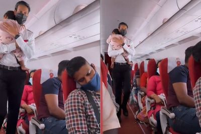Aksi Pramugara Air India Tenangkan Balita di Dalam Pesawat Ini Tuai Pujian: Manis Banget!
