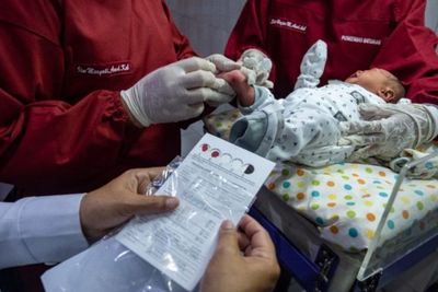 Kurangi Risiko Kecacatan, Bayi yang Baru Lahir Kini Wajib Lakukan Pemeriksaan SHK