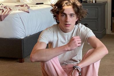 Timothee Chalamet Jadi Gelandangan di Film Terbaru, Perankan Kanibal untuk Bertahan Hidup