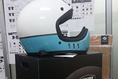 Kece! Helm Trooper Asli Buatan Tangan Wong Solo, Sukses Collabs Sama RK dan Andy Rif