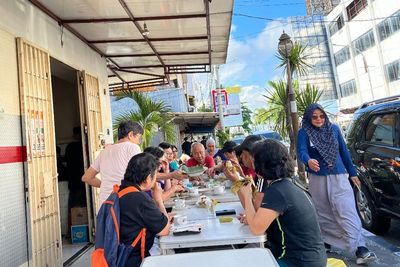Cobain Warkop Tong San, Warung Kopi Tertua di Makassar Ada Sejak Indonesia Belum Merdeka!