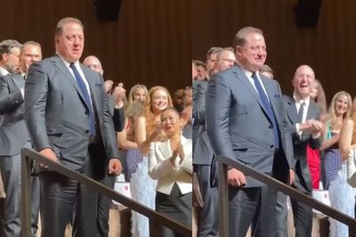 Aktor Brendan Fraser Nangis saat The Whale Dapat Standing Ovation 6 Menit di Venice