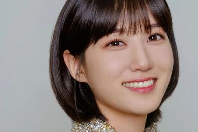 Terpesona Wajah Cantik Park Eun Bin Pemeran Extraordinary Attorney Woo Baru Ultah ke-30 