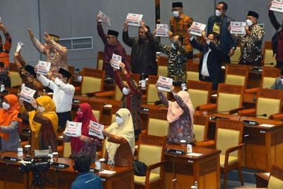 Walk Out dari Rapat Tolak BBM Naik, PKS: Kami Gak Mau Rakyat Makin Menderita!