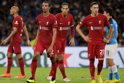 Dipermalukan Napoli 4-1, Liverpool Diledek Pelawak Merah : Bukan MU Lagi