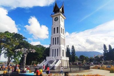 Misteri Jam Gadang, Ternyata Kembaran Big Ben London, Dibangun Cuma Pakai Kapur!