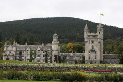 Jadi Tempat Terakhir Ratu Elizabeth, Kastil Balmoral Ternyata Terbuka untuk Umum