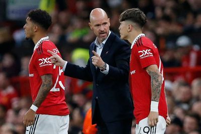 MU Kalah di Liga Europa, Netizen: Akhirnya Kembali ke Setelan Pabrik