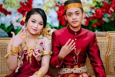 Pernikahan Mewah di Tengah Kampung Viral, Habiskan Rp3 Miliar Demi Undang 5 Artis Ternama