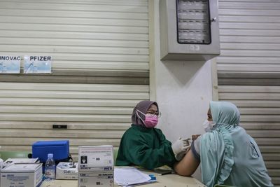 Hari Ini Kasus COVID-19 Indonesia Bertambah 2.609, Turun Dibanding Kemarin