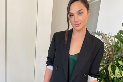 Gal Gadot Jadi Ratu Jahat di Film Snow White : Perannya Enggak Aku Banget