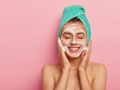 Rajin Skincare Tapi Nggak Nampol? Mungkin Kamu Lupa Langkah Ini!