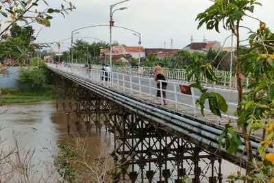 Jembatan Suspensi Tertua di Dunia Ada di Kediri, Mengalahkan Jembatan Brooklyn Amerika