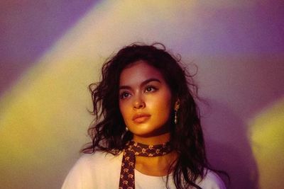 Potret OOTD Nyentrik Eva Celia Ini Bisa Jadi Inspired Look Konser, Intip Yuk!