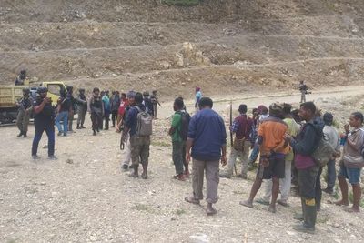 10 Pekerja Berhasil Dievakuasi Usai Terjebak saat KKB Bakar Alat Berat di Papua