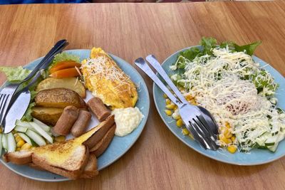 Mendobrak Tradisi, Pria Ponorogo Iseng Jualan Menu Sarapan ala Bule: Respon Warga Begini!