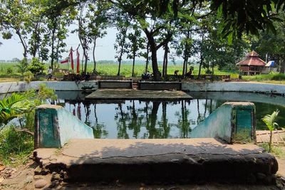 Penampakan Kolam Sumber Pengantin, Tempat Bunuh Diri yang Dihuni Genderuwo dan Siluman
