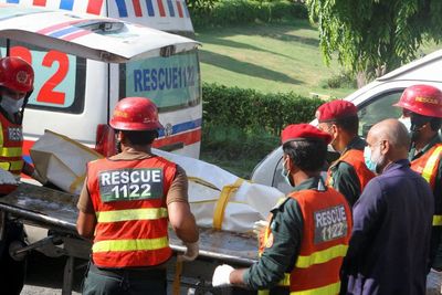 8 Orang Tewas dalam Bom Pinggir Jalan Di Pakistan, 2 Diantaranya Polisi