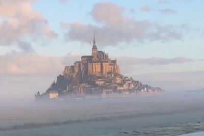 Indahnya Mont Saint Michel, Pulau di Prancis Mirip Negeri Dongeng