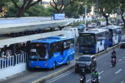 Tarif Transjakarta dan MRT-LRT Gak Naik, DPRD DKI: Rakyat Lagi Susah
