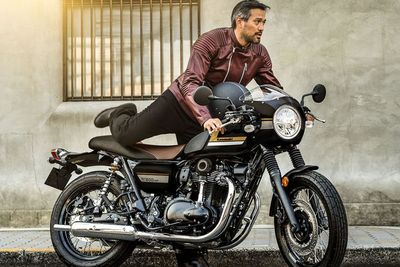 Kawasaki W800 Cafe 2022 Dapat Sejumlah Pembaruan, Apa Saja?