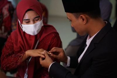 Tahanan Narkoba Mengikat Janji Suci dari Balik Jeruji Besi, Prosesinya Penuh Haru