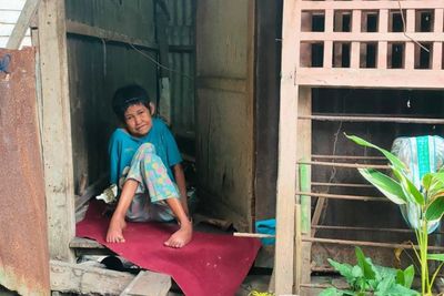 Nestapa Nenek I Dara, Derita Stroke dan 10 Tahun Tinggal Sendirian di Bekas Kandang Ayam