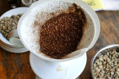 Pecinta Kopi Sejati Merapat! Kedai Ini Cuma Jual Kopi Lokal Terbaik, Gak Ada Menu Lain