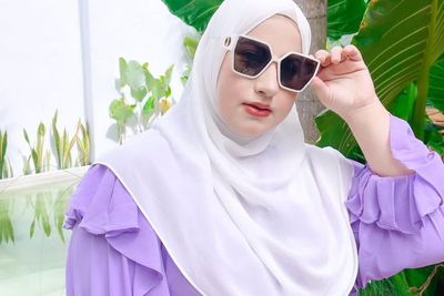 Tasyi Pamer Unboxing 2 Tas Mewah Balenciaga, Harganya Bikin Netizen Melongo
