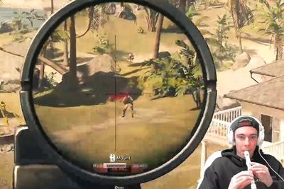 Jago dan Unik! Gamer Ini Berhasil Bunuh Lawan dengan Seruling di Call of Duty: Warzone