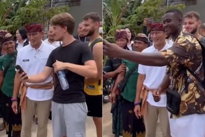 Sandiaga Uno Jadi Rebutan Bule di Bali untuk Berfoto, Netizen: Susah Punya Menteri Tampan