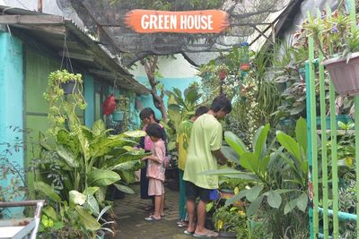 Kampung Genteng Candirejo Surabaya, Pusat Olahan Herbal Suasananya Sejuk Banget
