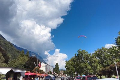 Selain Lokasi Syuting CLOY, Ternyata Interlaken Swiss Tempat Skydiving Terbaik di Dunia