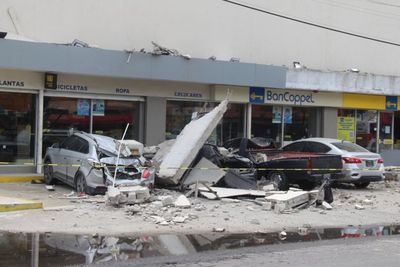 Gempa 7,7 SR di Meksiko, Seluruh Warga Panik Banyak yang Runtuh!