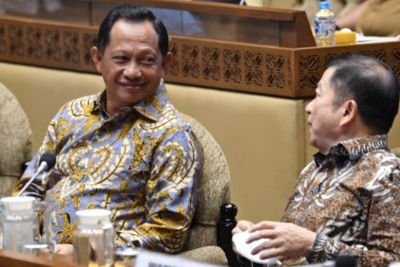 DPR Usul Mendagri Cabut SE yang Bolehkan Pj Kepala Daerah Mutasi dan Pecat ASN Tanpa Izin