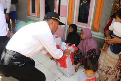 Cek Penyaluran BLT BBM di Garut, Menko PMK: Saya Ingin Cepat dan Tepat Sasaran