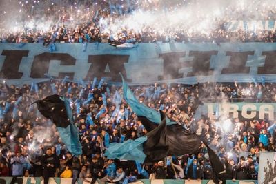 Merinding! Aksi Fans Klub Argentina Ini Bikin Lawan Ciut Nyali