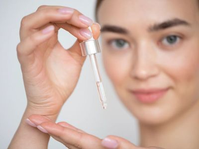 Teknik Retinol Sandwich Jadi Tren Kecantikan, Yuk Intip Manfaat dan Aturan Pakainya!