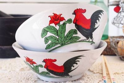 3 Fakta Mangkuk Ayam Jago Merah Khas Mie Bakso, Ini Asal-Usulnya!