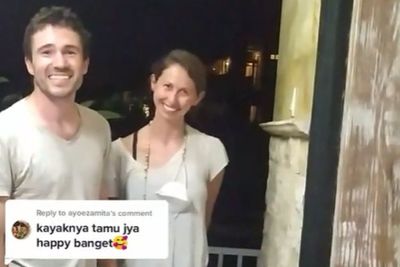 Baru Pertama Kali ke Bali, Senyum Sumringah Bule Asal California Ini Bikin Salfok