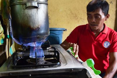 Keren! Warga Malang Ubah Sampah Jadi Gas, Gratis Buat Kebutuhan Rumah Tangga