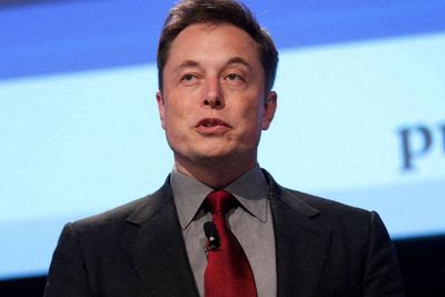 Akun Facebook Milik Pelacak Jet Pribadi Elon Musk Akhirnya Diblokir Meta, Nakal Sih!