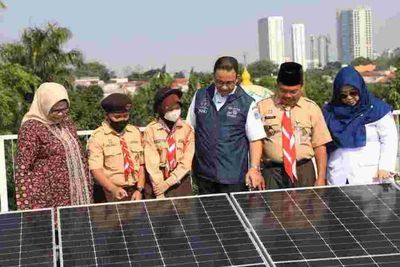 Anies Resmikan 4 Sekolah Berkonsep Green Building dengan Net Zero Carbon, Apa Itu?